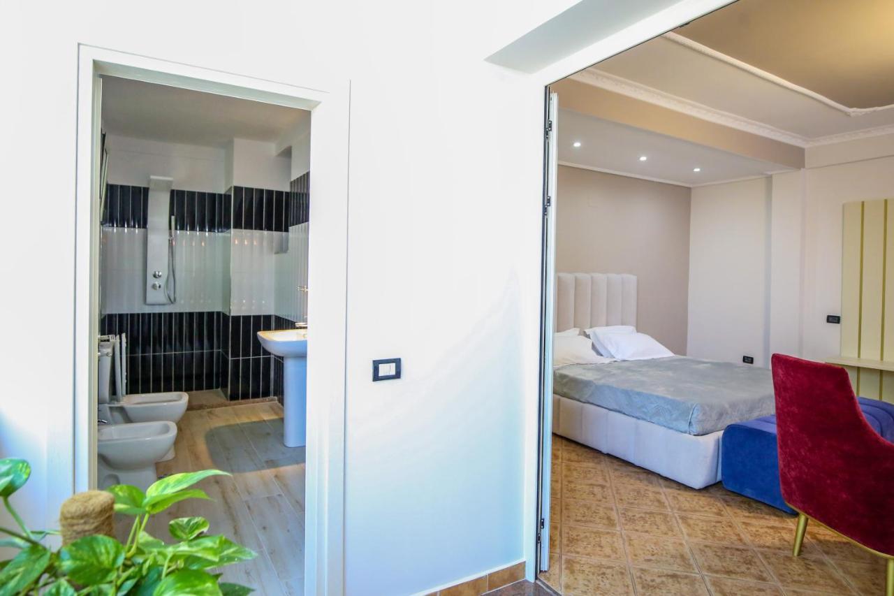 Hotel Vila Stefa Vlore Exterior photo