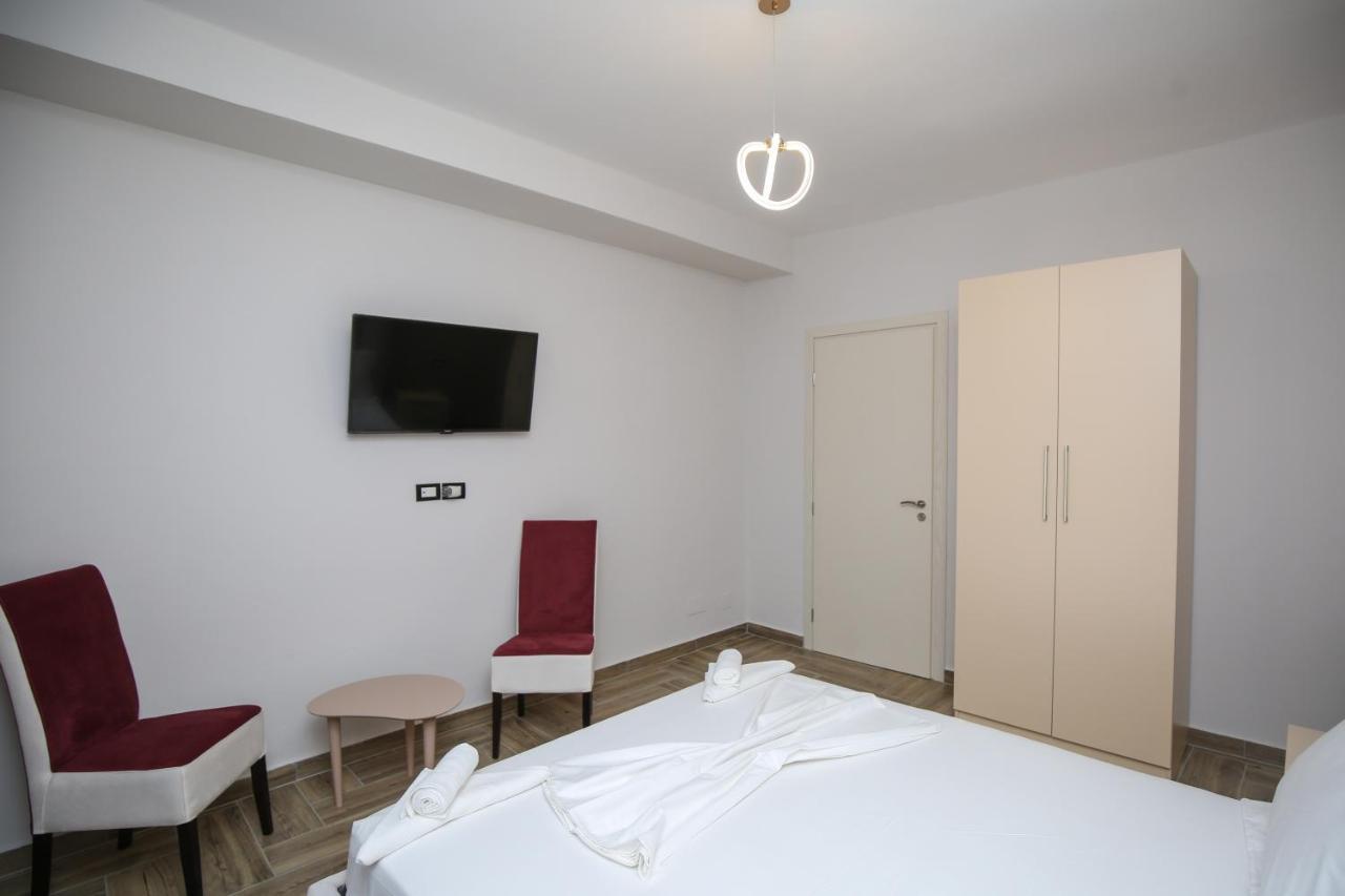 Hotel Vila Stefa Vlore Exterior photo