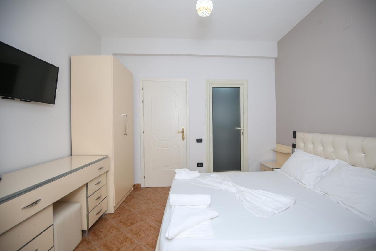 Hotel Vila Stefa Vlore Exterior photo