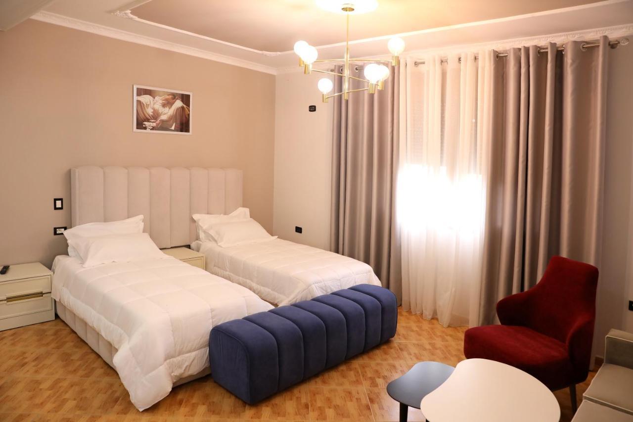 Hotel Vila Stefa Vlore Exterior photo